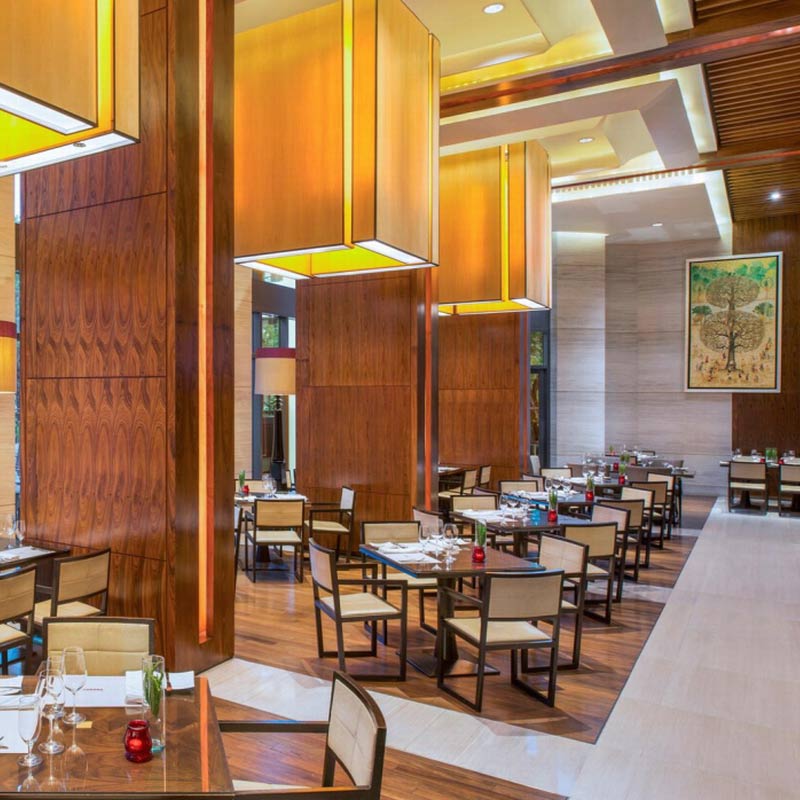 RF-24 Wooden Hotel Restaurant Furniture Tables and Chairs