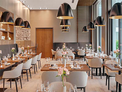 RF-01 Good Quality Restaurant Table And Chair Set